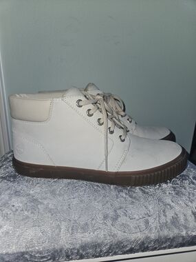 Timberland Women's Off-White Leather High-Top Sneakers